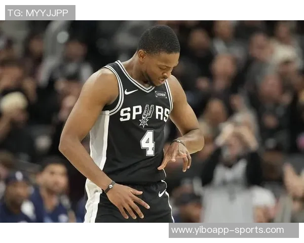 米切尔28投10中砍下28分15篮板8助攻神仙绝平三分令人叹为观止