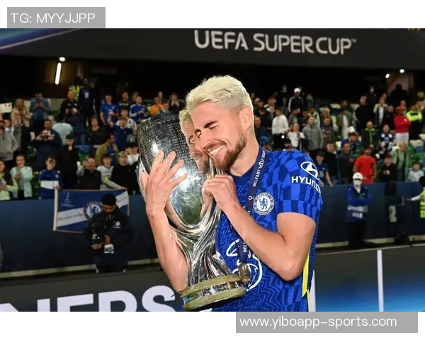 若日尼奥社媒庆祝胜利向巴黎发起挑战距离世界之巅仅一步之遥