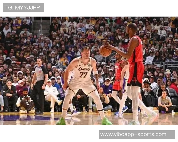 活塞管理层明确表示不会追求安东尼戴维斯等重大交易