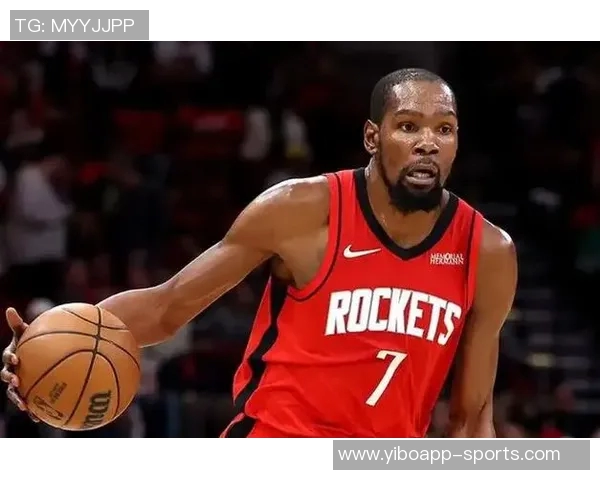 周琦为杜兰特全明星投票助阵暂列西部第九展现团队精神与支持