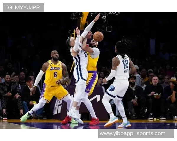 湖人本赛季对阵灰熊全胜三场成功实现横扫成就 湖人本赛季对阵灰熊全胜三场成功实现横扫成就